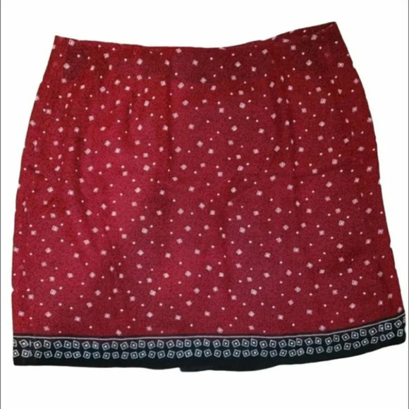 Charter Club 14P red print wrap around skirt - Picture 2 of 4